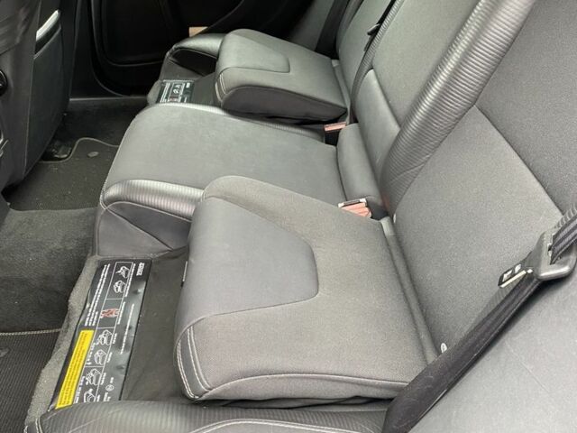 Черный Вольво B60, объемом двигателя 2 л и пробегом 227 тыс. км за 12000 $, фото 5 на Automoto.ua