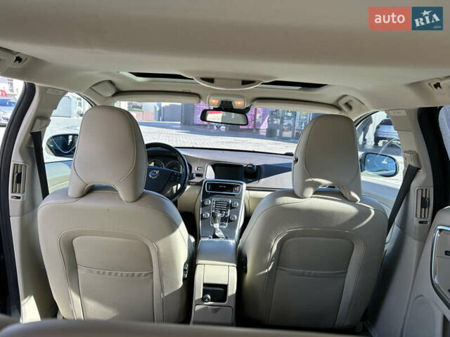 Вольво B60 2012 у Львові на Automoto.ua Чорний Вольво B60, об'ємом двигуна 1.99 л та пробігом 267 тис. км за 11150 $, фото 40 на Automoto.ua