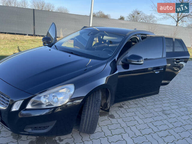 Чорний Вольво B60, об'ємом двигуна 1.56 л та пробігом 279 тис. км за 9500 $, фото 1 на Automoto.ua