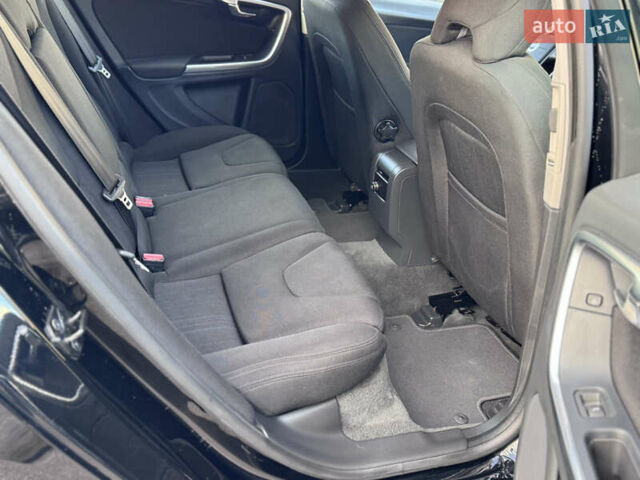 Чорний Вольво B60, об'ємом двигуна 1.6 л та пробігом 198 тис. км за 11300 $, фото 34 на Automoto.ua