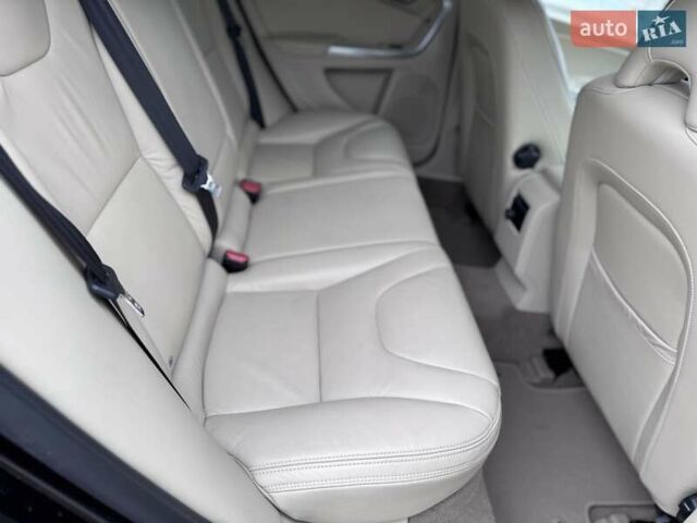 Чорний Вольво B60, об'ємом двигуна 2 л та пробігом 232 тис. км за 12700 $, фото 34 на Automoto.ua