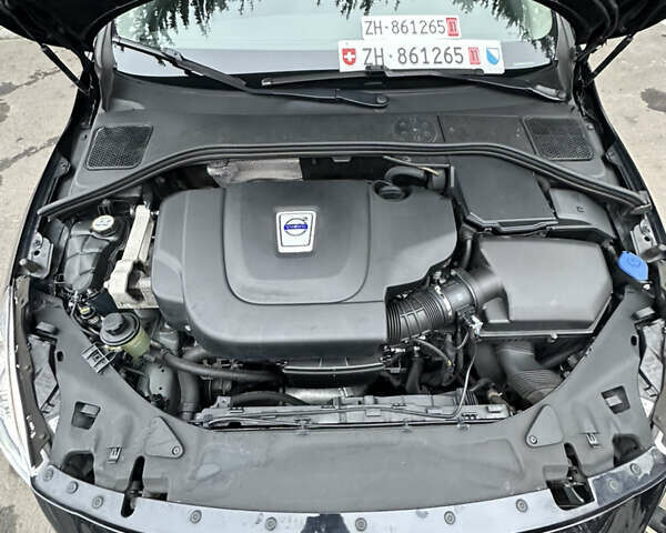 Черный Вольво B60, объемом двигателя 2.4 л и пробегом 265 тыс. км за 11500 $, фото 37 на Automoto.ua