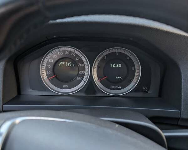 Чорний Вольво B60, об'ємом двигуна 1.56 л та пробігом 231 тис. км за 10500 $, фото 12 на Automoto.ua