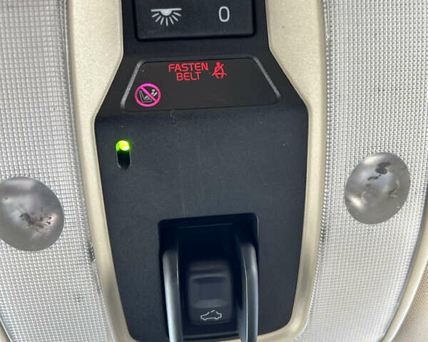 Черный Вольво B60, объемом двигателя 1.99 л и пробегом 261 тыс. км за 11200 $, фото 23 на Automoto.ua