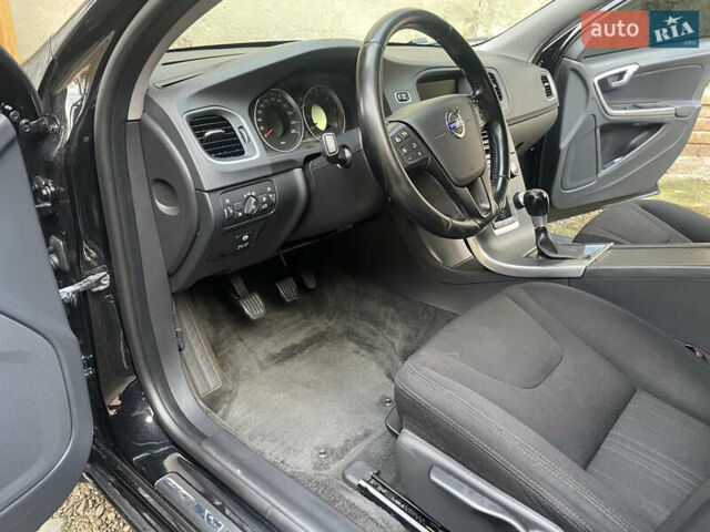 Чорний Вольво B60, об'ємом двигуна 1.56 л та пробігом 279 тис. км за 9500 $, фото 73 на Automoto.ua