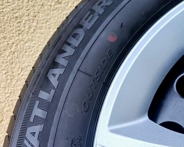 Чорний Вольво B60, об'ємом двигуна 1.6 л та пробігом 247 тис. км за 10750 $, фото 133 на Automoto.ua