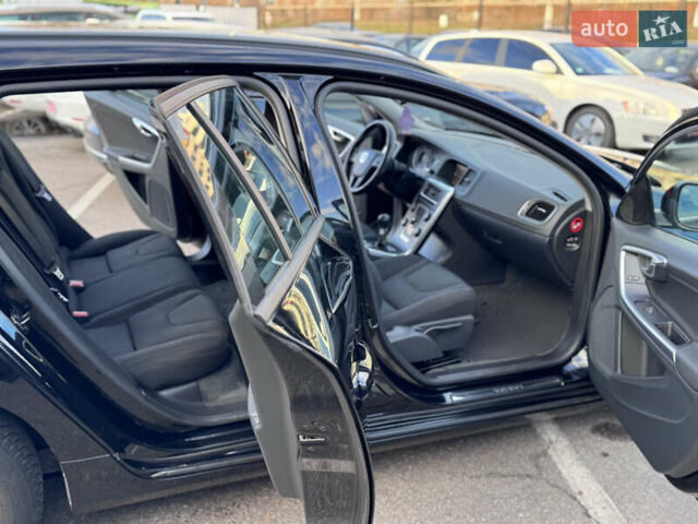 Чорний Вольво B60, об'ємом двигуна 1.6 л та пробігом 198 тис. км за 11300 $, фото 26 на Automoto.ua