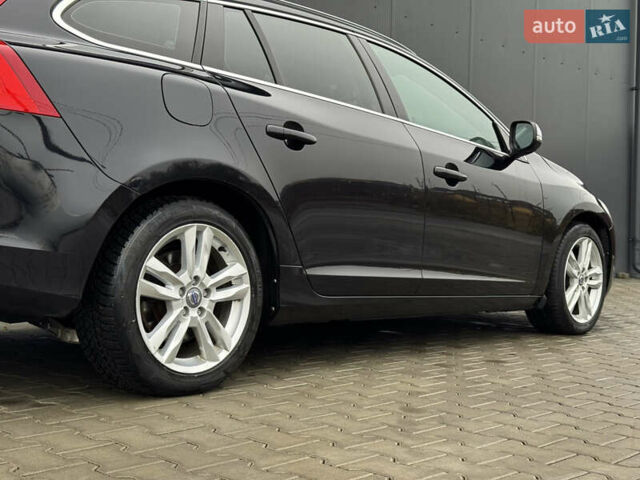 Чорний Вольво B60, об'ємом двигуна 2 л та пробігом 262 тис. км за 11799 $, фото 18 на Automoto.ua