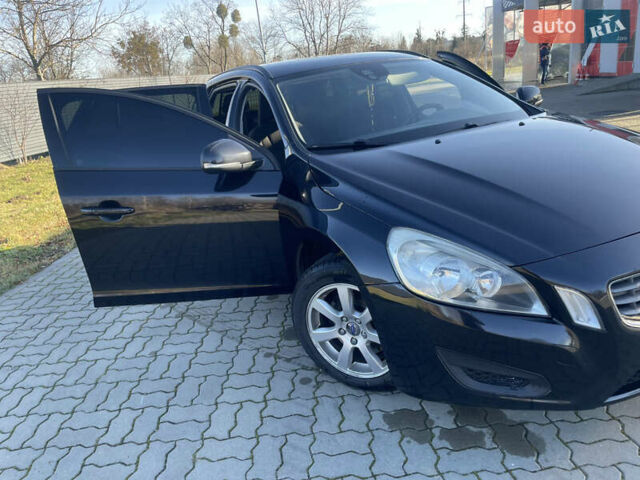 Чорний Вольво B60, об'ємом двигуна 1.56 л та пробігом 279 тис. км за 9500 $, фото 4 на Automoto.ua