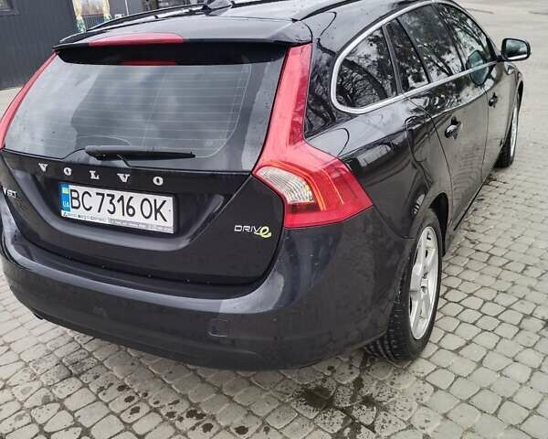 Черный Вольво B60, объемом двигателя 1.56 л и пробегом 222 тыс. км за 11500 $, фото 7 на Automoto.ua