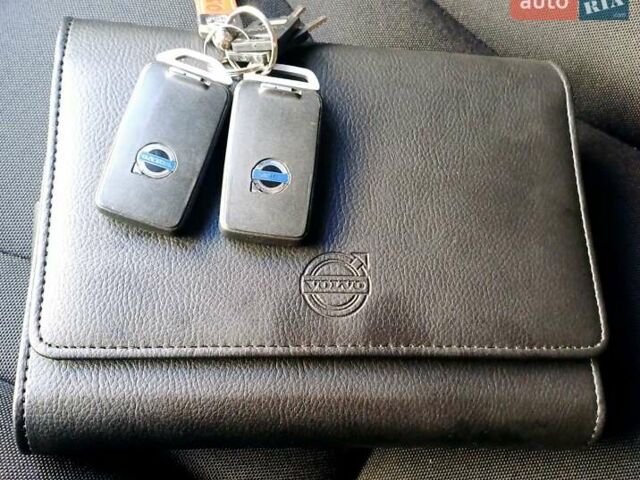 Чорний Вольво B60, об'ємом двигуна 1.6 л та пробігом 247 тис. км за 10750 $, фото 111 на Automoto.ua