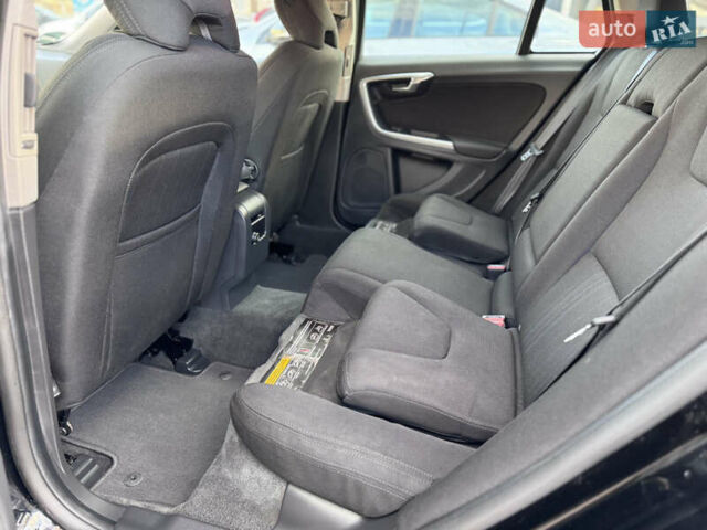 Чорний Вольво B60, об'ємом двигуна 1.6 л та пробігом 198 тис. км за 11300 $, фото 38 на Automoto.ua