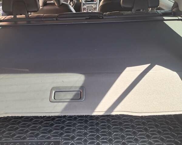 Черный Вольво B60, объемом двигателя 1.56 л и пробегом 222 тыс. км за 11500 $, фото 26 на Automoto.ua