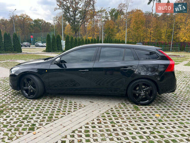 Вольво B60 2012 у Харкові на Automoto.ua Чорний Вольво B60, об'ємом двигуна 1.98 л та пробігом 224 тис. км за 11190 $, фото 5 на Automoto.ua