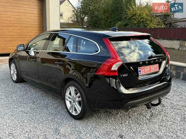 Чорний Вольво B60, об'ємом двигуна 1.99 л та пробігом 257 тис. км за 12200 $, фото 1 на Automoto.ua