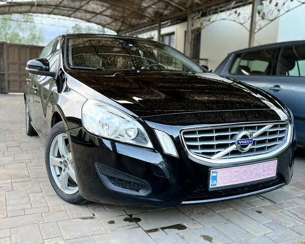 Чорний Вольво B60, об'ємом двигуна 1.6 л та пробігом 220 тис. км за 9500 $, фото 8 на Automoto.ua