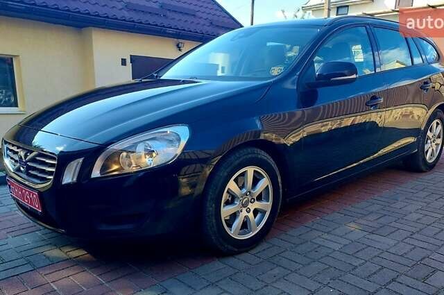 Черный Вольво B60, объемом двигателя 1.99 л и пробегом 262 тыс. км за 11333 $, фото 4 на Automoto.ua