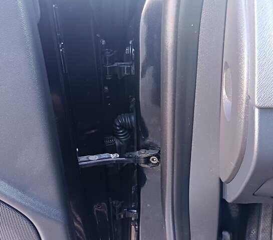 Чорний Вольво B60, об'ємом двигуна 1.6 л та пробігом 247 тис. км за 10750 $, фото 52 на Automoto.ua