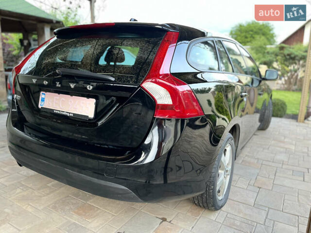 Чорний Вольво B60, об'ємом двигуна 1.6 л та пробігом 220 тис. км за 9500 $, фото 1 на Automoto.ua