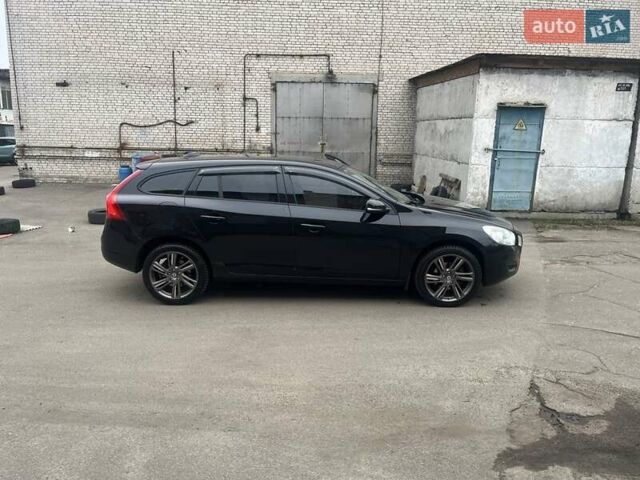 Чорний Вольво B60, об'ємом двигуна 2 л та пробігом 266 тис. км за 10500 $, фото 2 на Automoto.ua