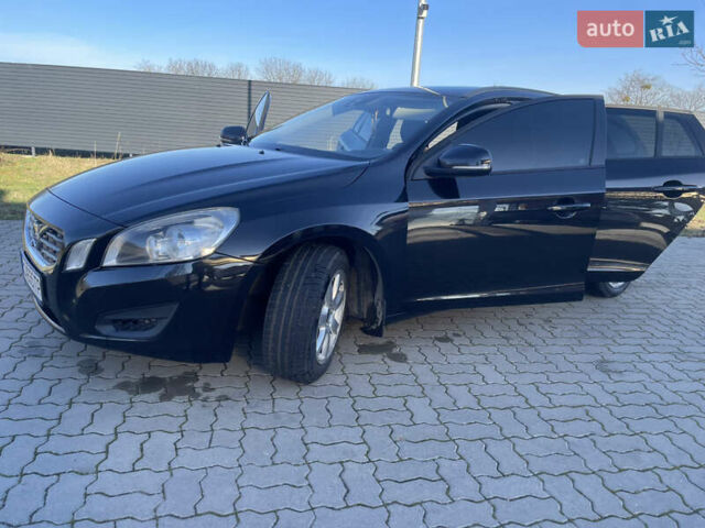 Чорний Вольво B60, об'ємом двигуна 1.56 л та пробігом 279 тис. км за 9500 $, фото 3 на Automoto.ua