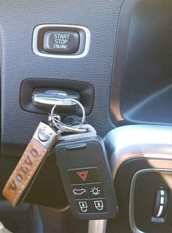 Чорний Вольво B60, об'ємом двигуна 1.6 л та пробігом 247 тис. км за 10750 $, фото 77 на Automoto.ua