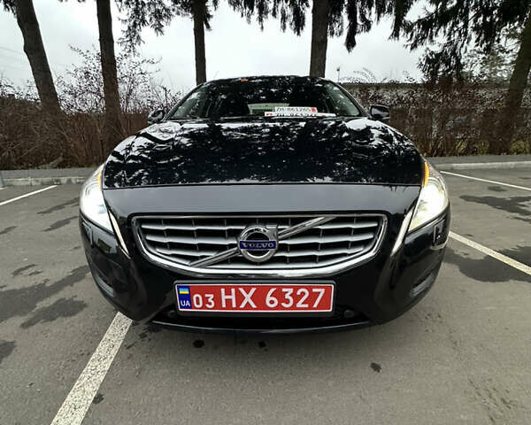 Черный Вольво B60, объемом двигателя 2.4 л и пробегом 265 тыс. км за 11500 $, фото 36 на Automoto.ua