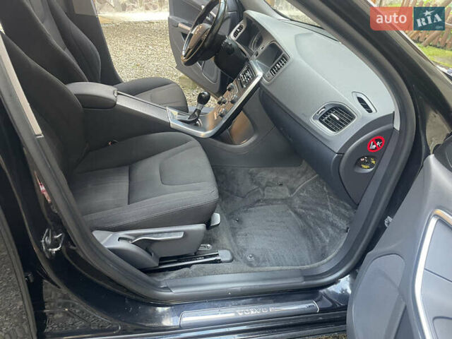 Чорний Вольво B60, об'ємом двигуна 1.56 л та пробігом 279 тис. км за 9500 $, фото 80 на Automoto.ua