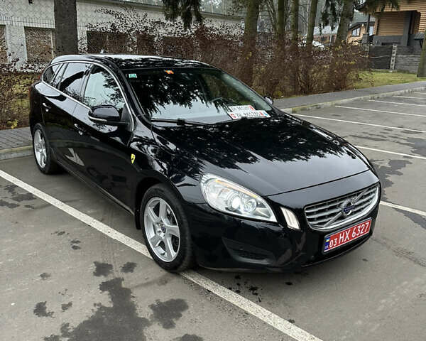 Черный Вольво B60, объемом двигателя 2.4 л и пробегом 265 тыс. км за 11500 $, фото 2 на Automoto.ua