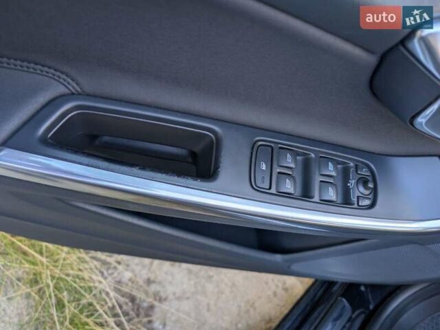 Чорний Вольво B60, об'ємом двигуна 1.56 л та пробігом 231 тис. км за 10500 $, фото 15 на Automoto.ua