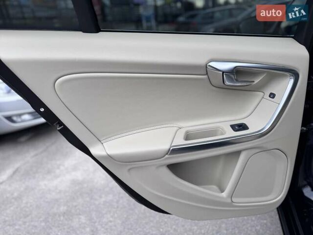 Чорний Вольво B60, об'ємом двигуна 2 л та пробігом 232 тис. км за 12700 $, фото 38 на Automoto.ua