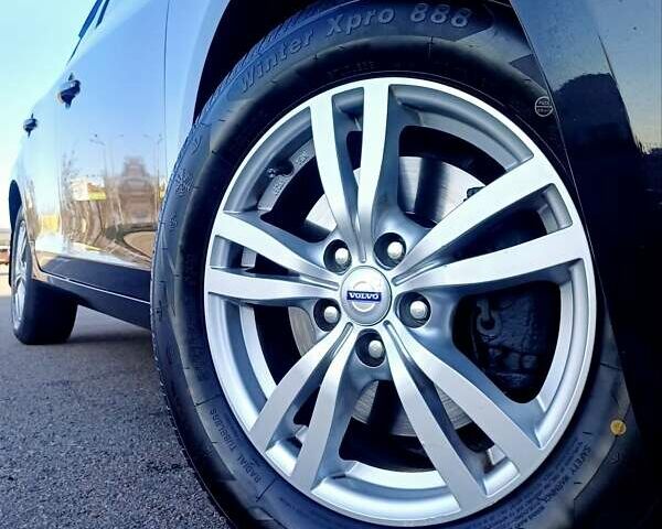 Чорний Вольво B60, об'ємом двигуна 1.6 л та пробігом 247 тис. км за 10750 $, фото 126 на Automoto.ua