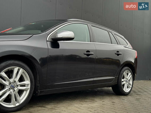 Чорний Вольво B60, об'ємом двигуна 2 л та пробігом 262 тис. км за 11799 $, фото 34 на Automoto.ua