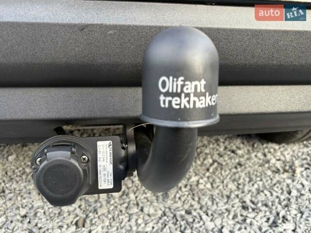 Чорний Вольво B60, об'ємом двигуна 1.99 л та пробігом 257 тис. км за 12200 $, фото 12 на Automoto.ua