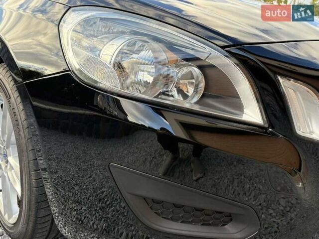 Чорний Вольво B60, об'ємом двигуна 1.99 л та пробігом 257 тис. км за 12200 $, фото 18 на Automoto.ua