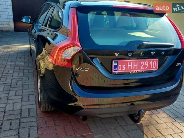 Черный Вольво B60, объемом двигателя 1.99 л и пробегом 262 тыс. км за 11333 $, фото 5 на Automoto.ua