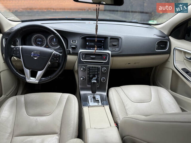 Чорний Вольво B60, об'ємом двигуна 2 л та пробігом 226 тис. км за 11200 $, фото 23 на Automoto.ua