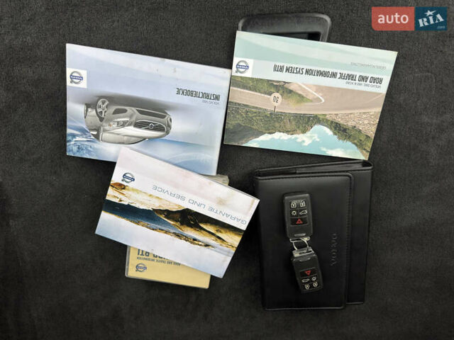 Черный Вольво B60, объемом двигателя 1.6 л и пробегом 214 тыс. км за 10499 $, фото 10 на Automoto.ua