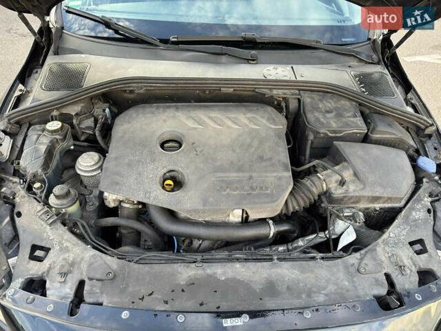 Чорний Вольво B60, об'ємом двигуна 1.6 л та пробігом 198 тис. км за 11300 $, фото 54 на Automoto.ua