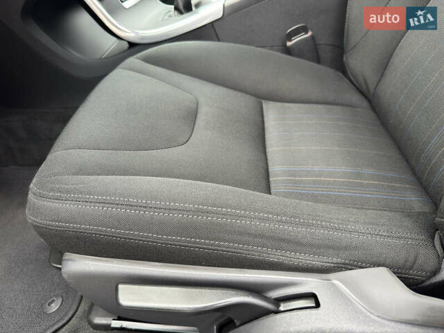 Чорний Вольво B60, об'ємом двигуна 1.6 л та пробігом 214 тис. км за 10499 $, фото 125 на Automoto.ua