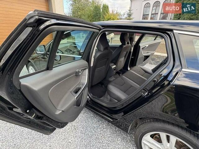 Чорний Вольво B60, об'ємом двигуна 1.99 л та пробігом 257 тис. км за 12200 $, фото 32 на Automoto.ua