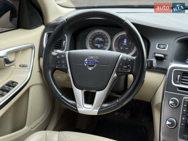 Чорний Вольво B60, об'ємом двигуна 2 л та пробігом 226 тис. км за 11200 $, фото 17 на Automoto.ua