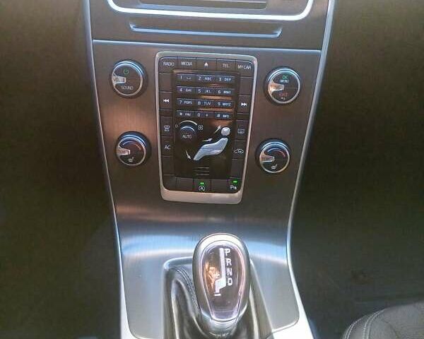 Чорний Вольво B60, об'ємом двигуна 1.6 л та пробігом 247 тис. км за 10750 $, фото 72 на Automoto.ua