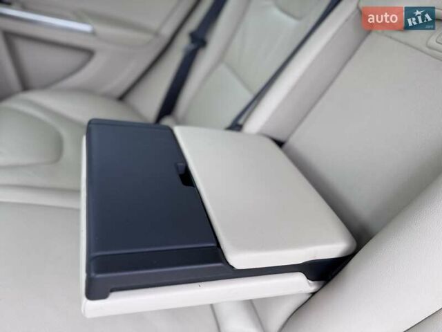 Чорний Вольво B60, об'ємом двигуна 2 л та пробігом 232 тис. км за 12700 $, фото 41 на Automoto.ua