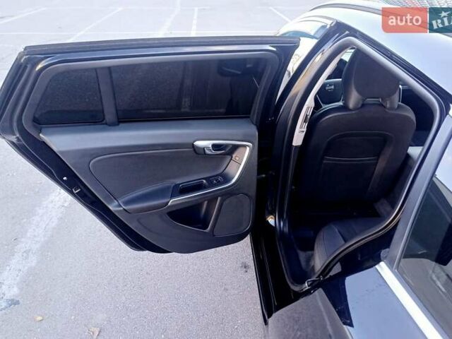 Чорний Вольво B60, об'ємом двигуна 1.6 л та пробігом 247 тис. км за 10750 $, фото 93 на Automoto.ua