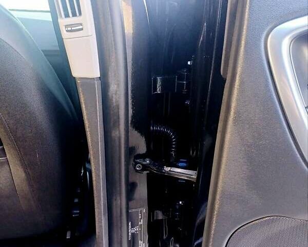 Чорний Вольво B60, об'ємом двигуна 1.6 л та пробігом 247 тис. км за 10750 $, фото 89 на Automoto.ua