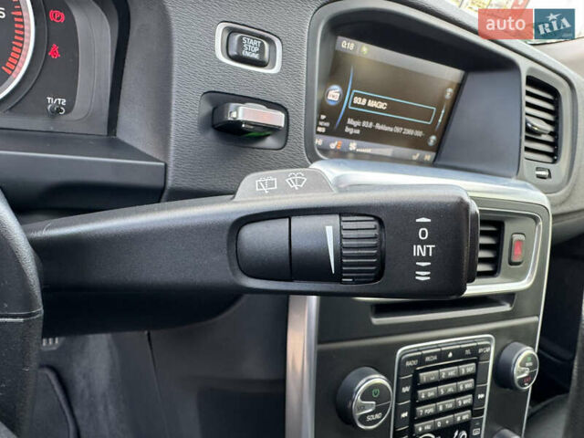 Чорний Вольво B60, об'ємом двигуна 1.6 л та пробігом 198 тис. км за 11300 $, фото 48 на Automoto.ua