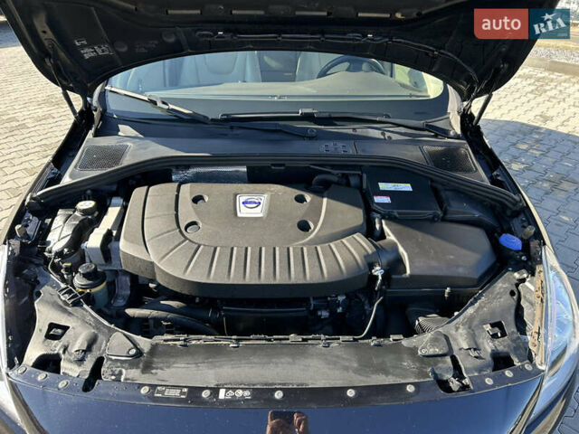 Вольво B60 2012 у Львові на Automoto.ua Чорний Вольво B60, об'ємом двигуна 1.99 л та пробігом 267 тис. км за 11150 $, фото 54 на Automoto.ua