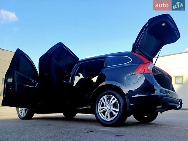 Чорний Вольво B60, об'ємом двигуна 1.6 л та пробігом 247 тис. км за 10750 $, фото 16 на Automoto.ua