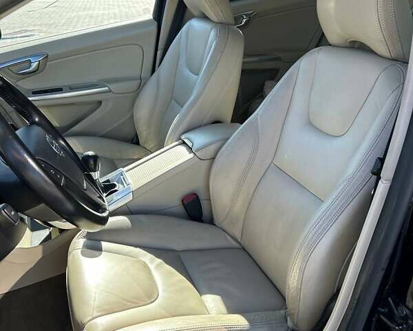 Черный Вольво B60, объемом двигателя 1.99 л и пробегом 266 тыс. км за 11111 $, фото 18 на Automoto.ua